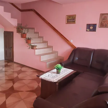 אכסניה Gabriela Gîrda de Sus